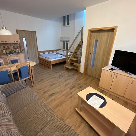 Sokolí hnízdo Hotel Hlaska Luaran gambar