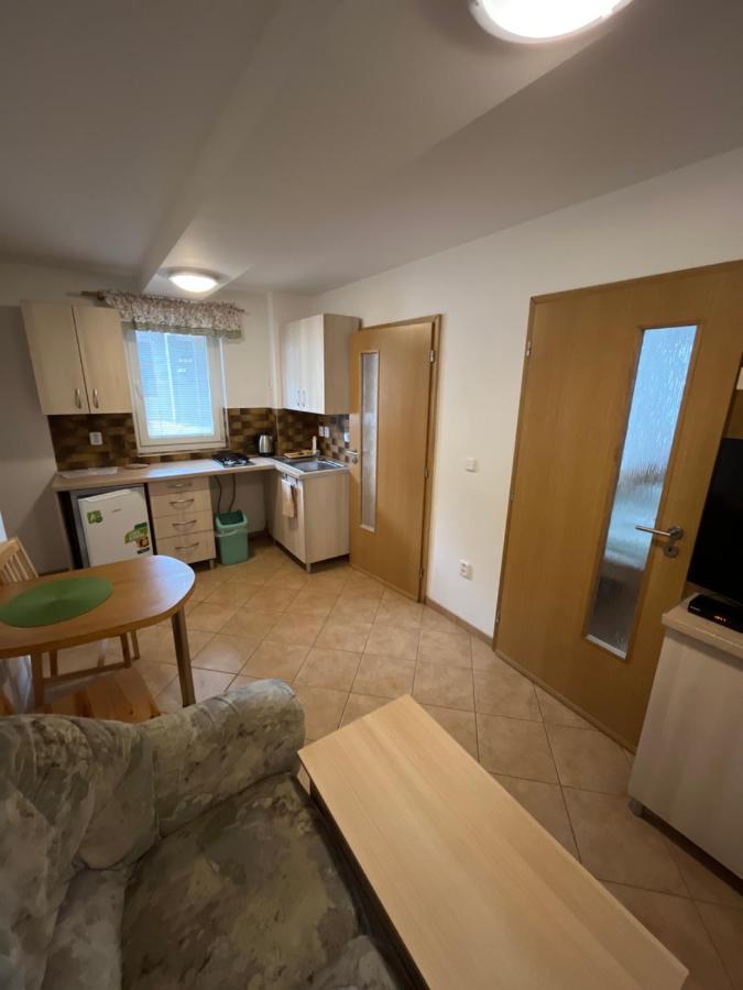 Sokolí hnízdo Hotel Hlaska Luaran gambar