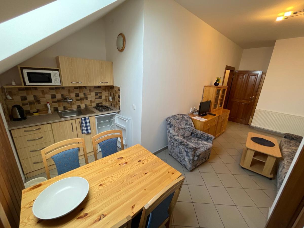 Sokolí hnízdo Hotel Hlaska Luaran gambar